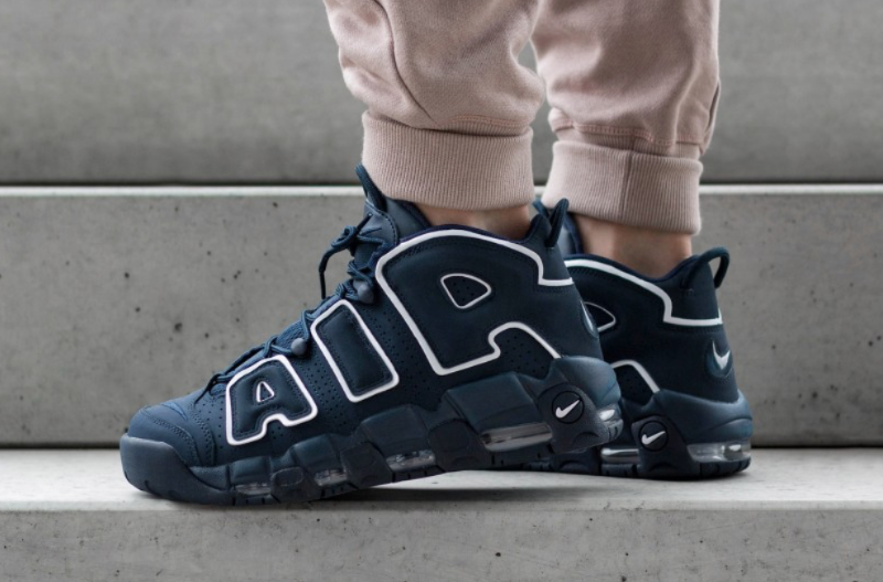Nike Air More Uptempo 96 Obsidian size 13. White Navy. 921948-400.
